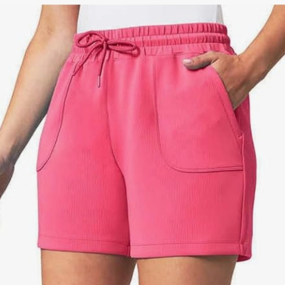 Mondetta Womens Midweight Ribbed Scuba Short
